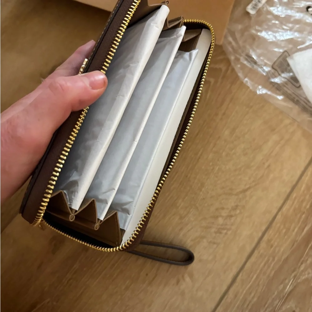 Coach Brown Signature Zip Wallet with Detachable Wrist Strap - Picture 2 of 4